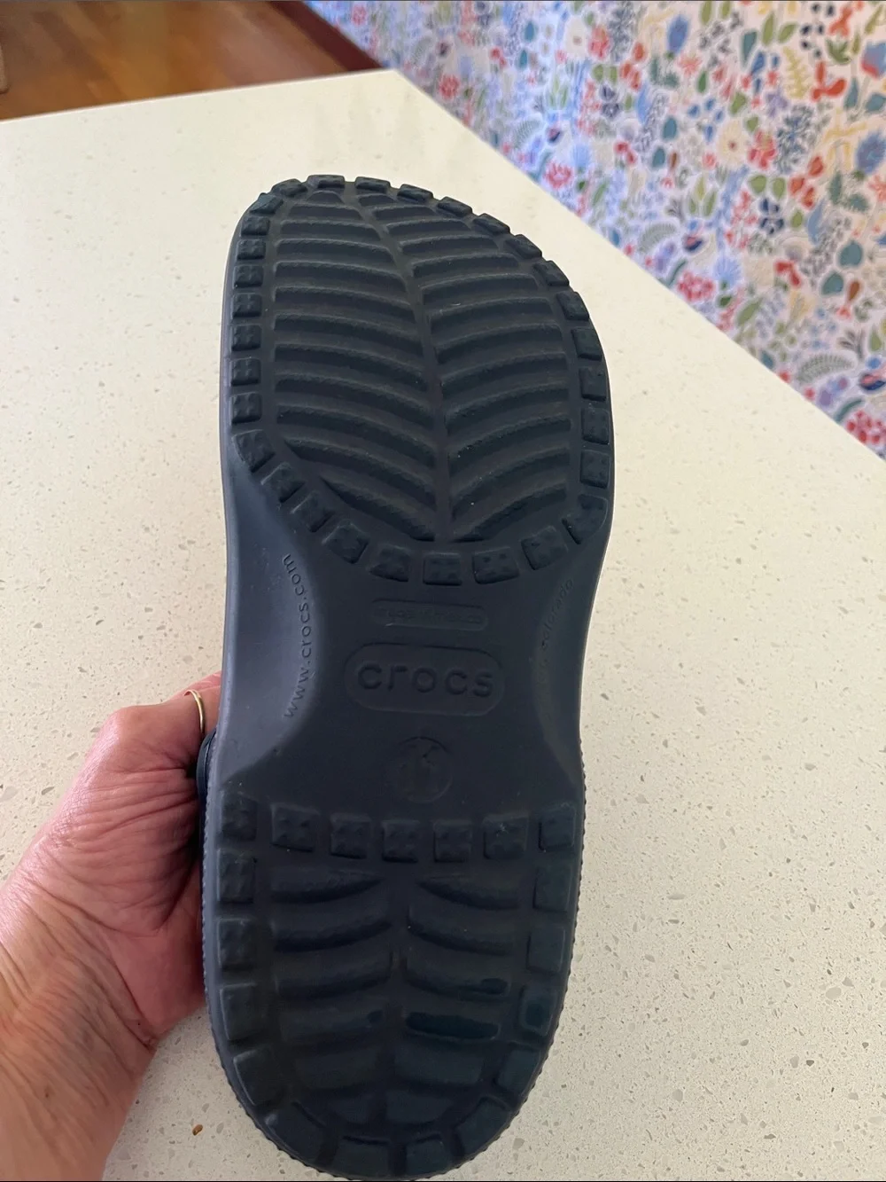 CROCS Mens Classic Clog - Navy